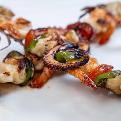 Brochetas a la parrilla